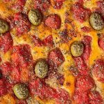 focaccia-barese-la-ricetta-originale-con-patate.jpg