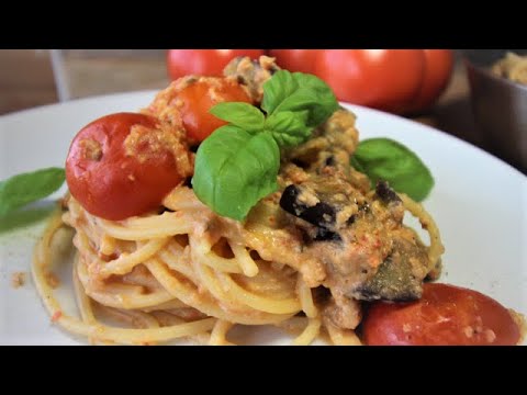 Pasta con crema di melanzane