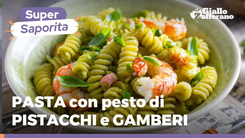 Pasta con gamberetti e pesto