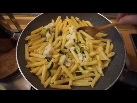 Pasta con Gorgonzola e Zucchine