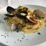 Pasta con vongole e cozze