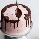 ricetta-ganache-colorata-per-drip-cake