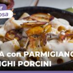 Si riempiono di crema i funghi con formaggio