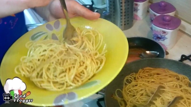 Spaghetti aglio olio peperoncino e pangrattato